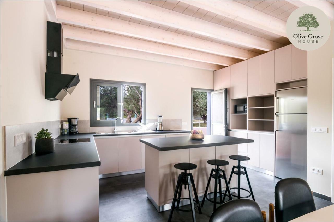 Вилла Olive Grove House Аргостолион Экстерьер фото